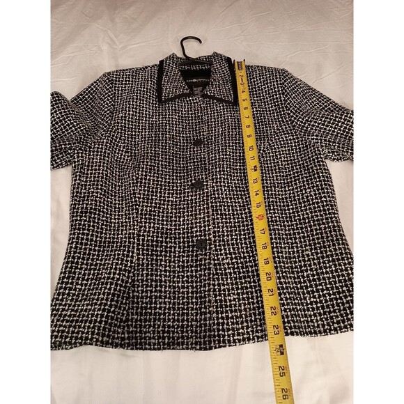 Black and White Houndstooth Women's Jacket - Picture 5 of 8